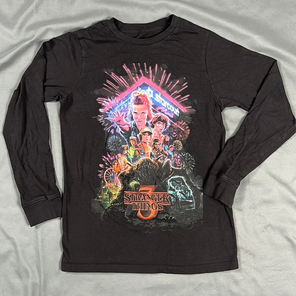 Stranger Things 3 Graphic Shirt | X-SMall